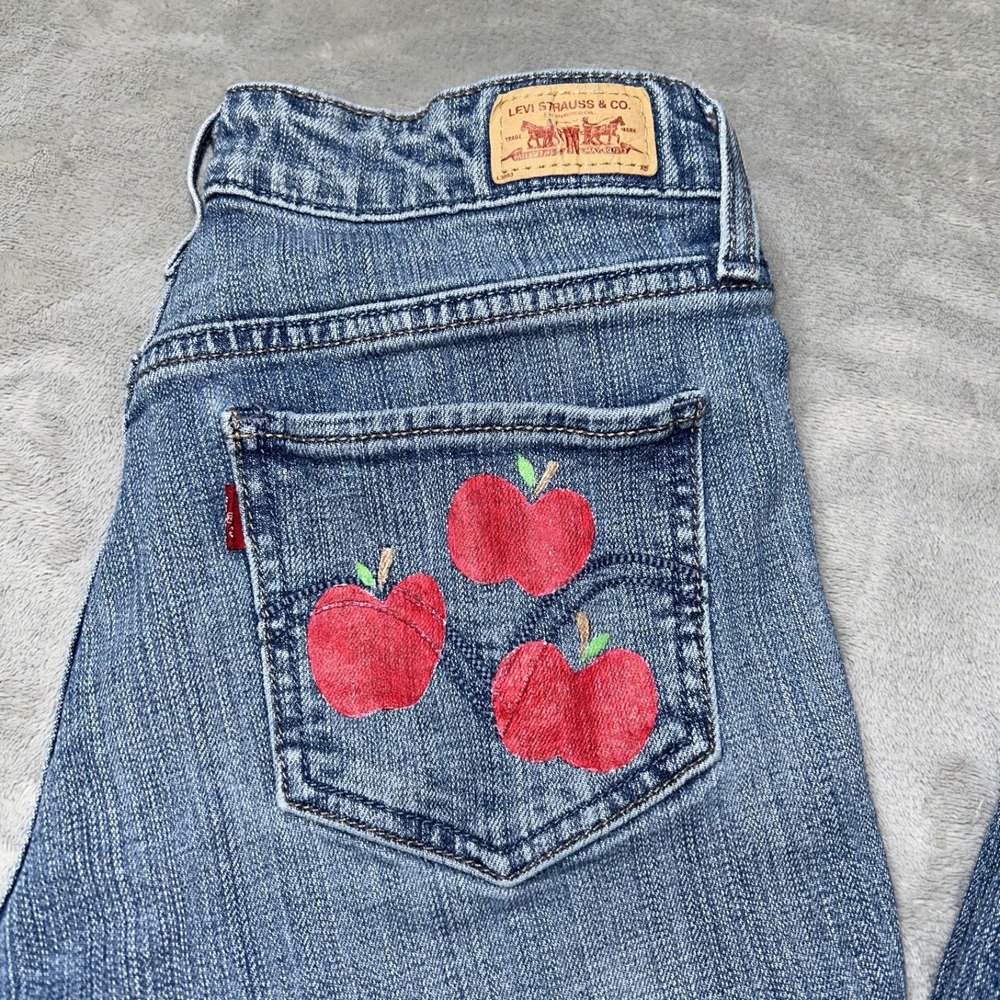 Y2K Era Levi's 518 Super Low Bootcut Size 5 medium apple painted custom pockets
